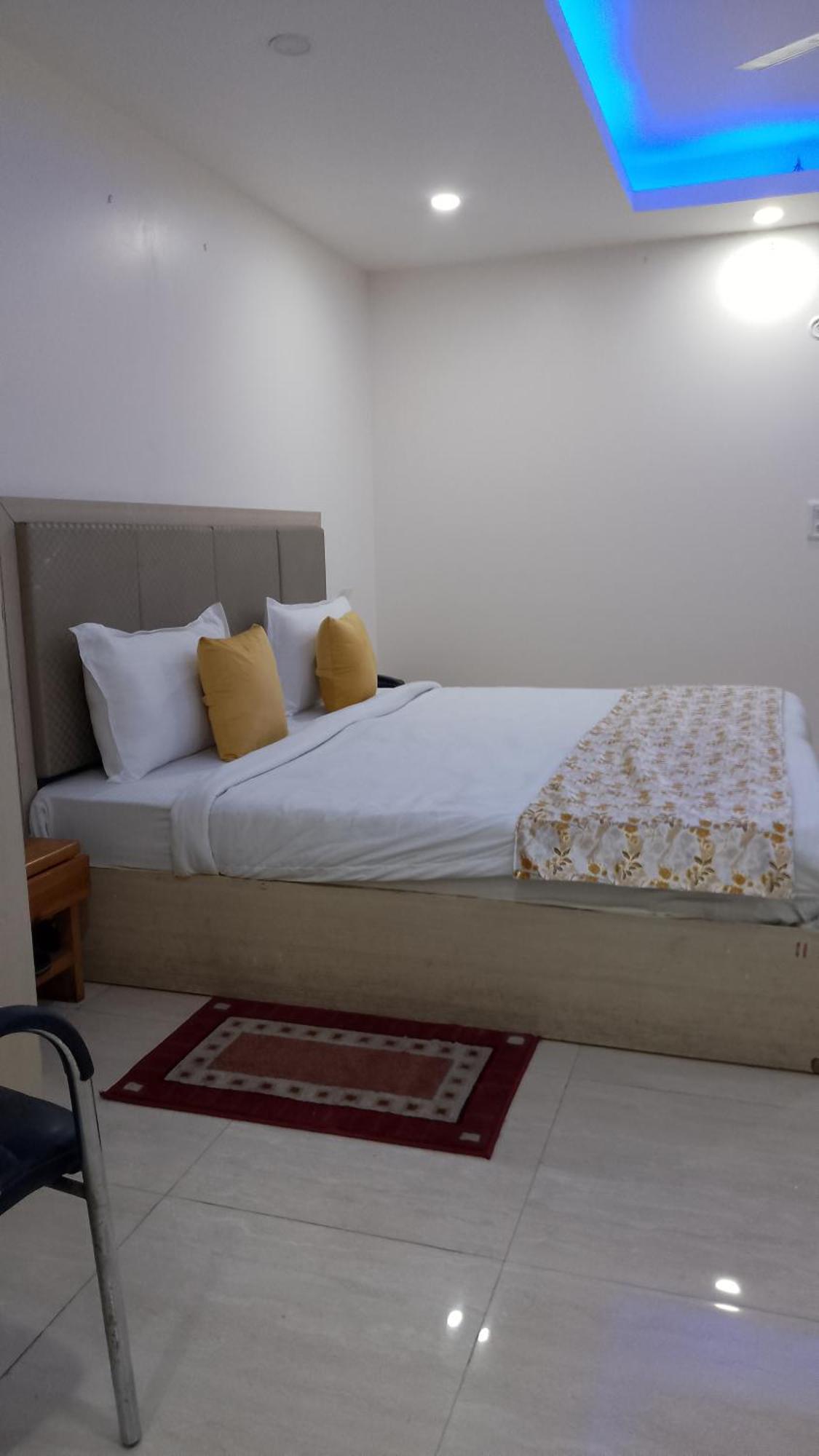 Airport Hotel Mahal Új-Delhi Kültér fotó